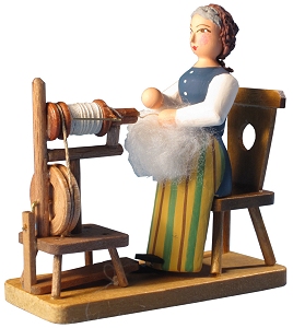 Volkstypen aus der Werkstatt Walter Werner Frau mit Spinnrad