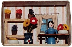 Dregeno Zündholzschachtel Blumenladen (Dregeno 028/019) Erzgebirgische Volkskunst: Miniaturen in der Zündholzschachtel - 'Blumenladen'