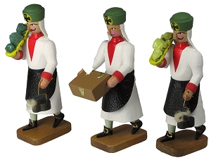 W. Werner Barockbergleute (3) Schmelzer mit Probierwaage und Trögen (W. Werner 2055) Erzgebirgische Volkskunst: Barockbergleute (Schmelzer mit Probierwaage und Trögen)