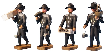 W. Werner Arbeitende Bergleute 19. Jahrhundert in der Förderung (4) (W. Werner 1712) Erzgebirgische Volkskunst: Bergleute 19. Jahrh. in der Förderung (4)