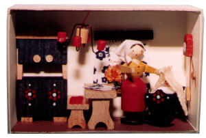 Flade Historische Stube blau (Flade 1401.1) Erzgebirgische Volkskunst: Historische Stube blau