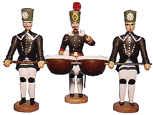 W. Werner Historische Bergparade um 1831 Kesselpauke u. 3 Figuren (W. Werner 1002) Erzgebirgische Volkskunst: Bergparade Kesselpauke u. 3 Figuren